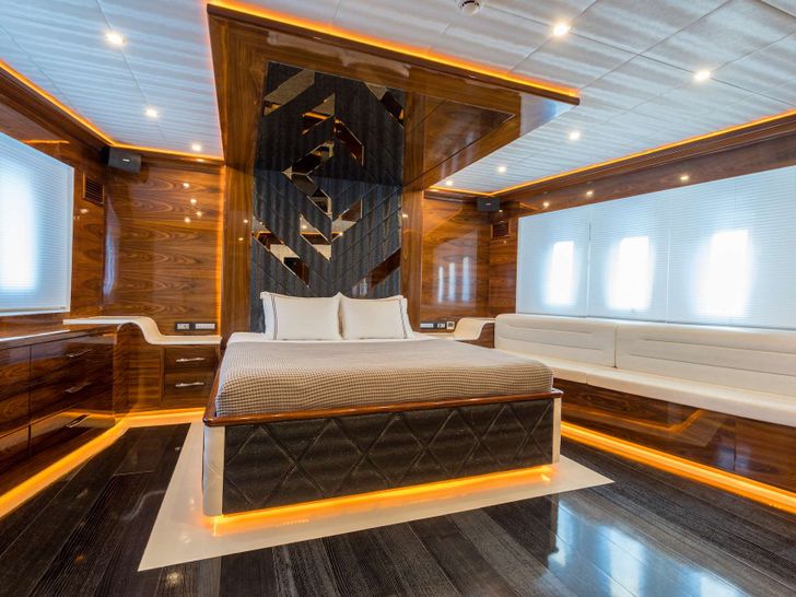 LONG ISLAND 39m Fethiye Shipyard Gulet Master Cabin LONG ISLAND 39m Fethiye Shipyard Gulet Master Cabin