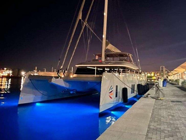 VIVA LA VIDA Sunreef 80 Crewed Catamaran VIVA LA VIDA Sunreef 80 Crewed Catamaran