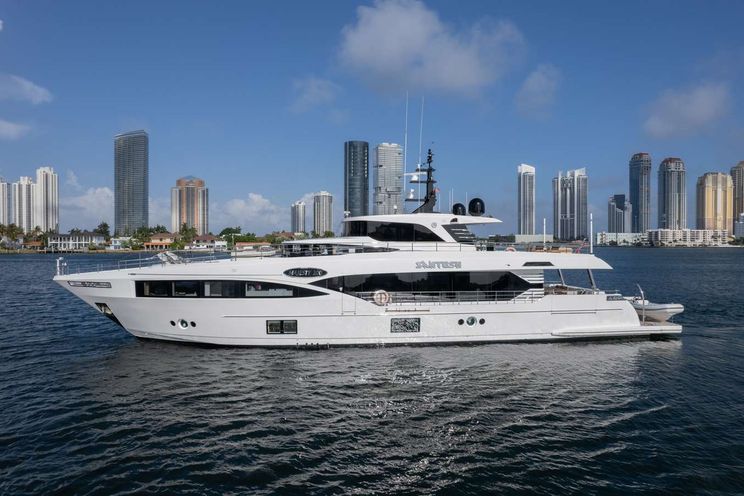 Charter Yacht SANTOSH - Majesty Yachts Gulf Craft 108 - 5 Cabins - Nassau - Exumas - Bahamas