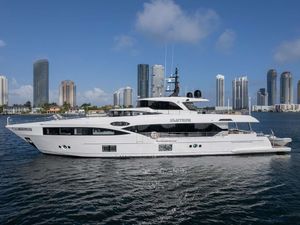 SANTOSH - Majesty Yachts Gulf Craft 108 - 5 Cabins - Nassau - Exumas - Bahamas