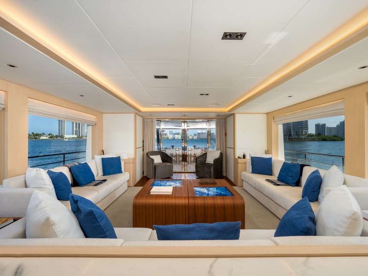 SANTOSH Majesty Yachts Gulf Craft 108 Salon