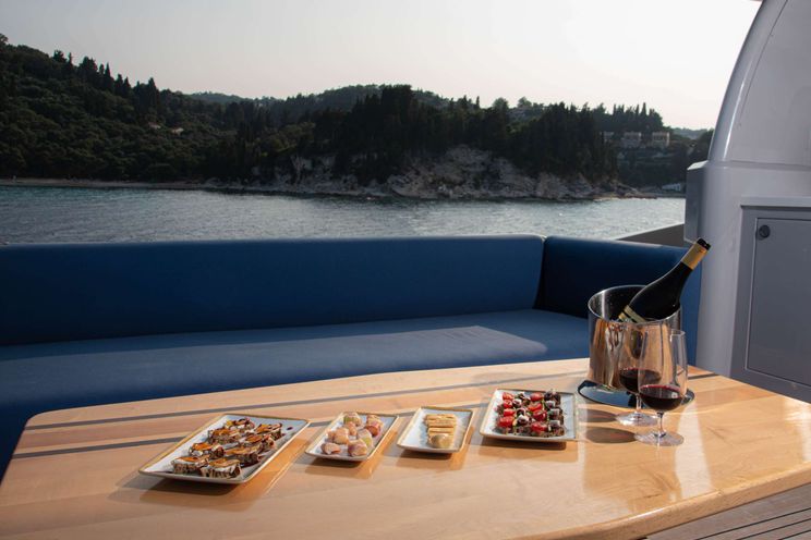 Charter Yacht STELA 117 - Royal Denship 85 - 4 Cabins - Lefkas - Athens - Santorini - Greece