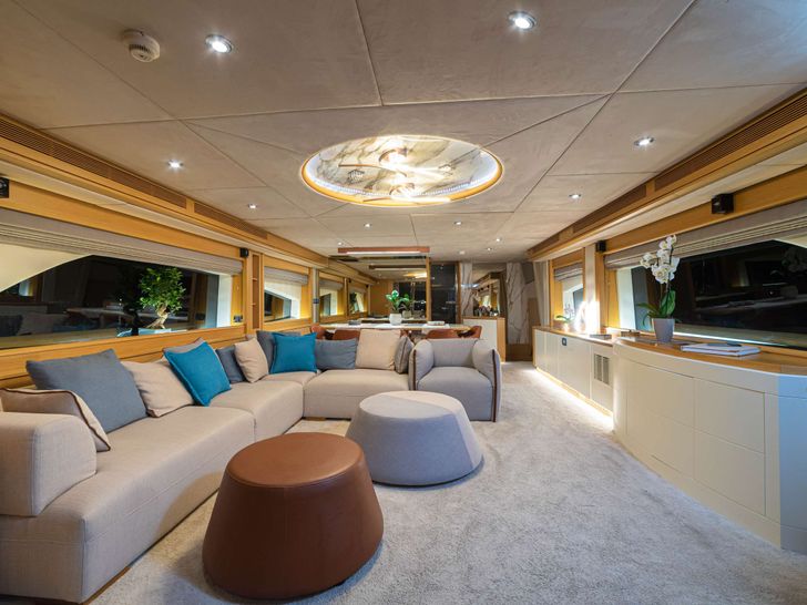 STELA 117 - Royal Denship 85,main saloon STELA 117 - Royal Denship 85,main saloon