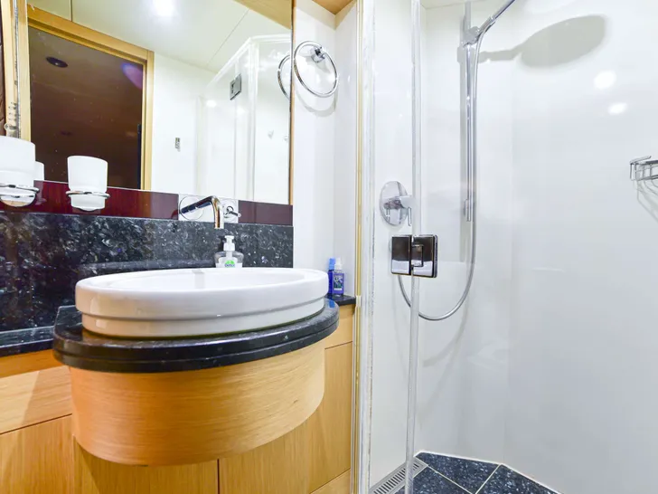 STELA 117 - Royal Denship 85,master cabin bathroom STELA 117 - Royal Denship 85,master cabin bathroom