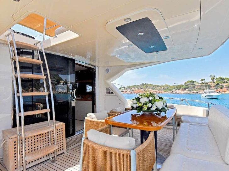 ANTAMAR II Riva Dolcevita 70 - aft deck ANTAMAR II Riva Dolcevita 70 - aft deck