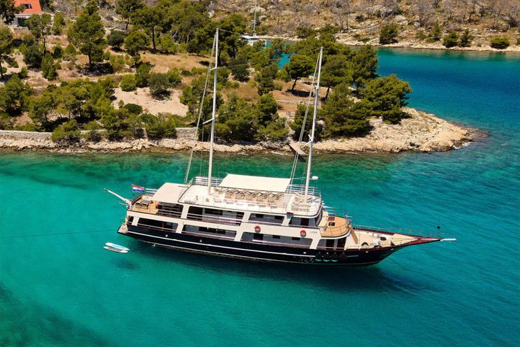 Charter Yacht LUNA - 33m Gulet - 8 Cabins - Split - Kastela - Trogir