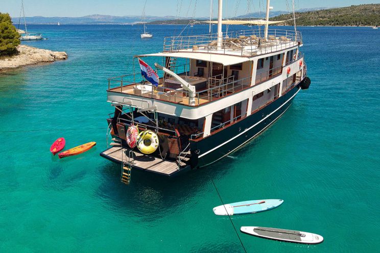 Charter Yacht LUNA - 33m Gulet - 8 Cabins - Split - Kastela - Trogir