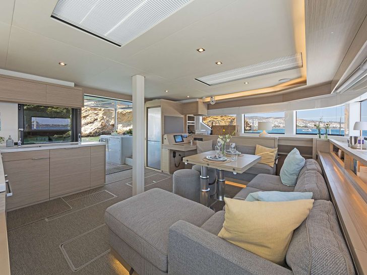 Main Salon Main Salon