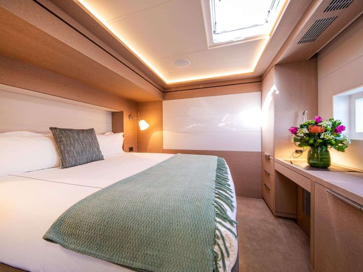 SASTA Lagoon Seventy 8 - VIP cabin 1 SASTA Lagoon Seventy 8 - VIP cabin 1