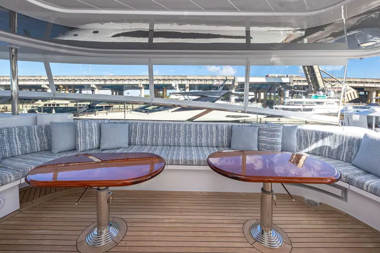 Charter Yacht NO SHORTCUTS - Westport 112 - 4 Cabins - Nassau - Staniel Cay - Exumas - Bahamas