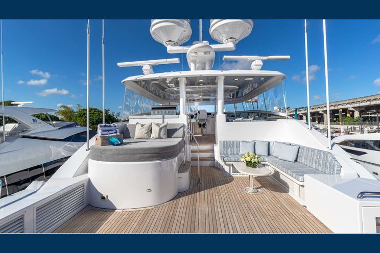 Charter Yacht NO SHORTCUTS - Westport 112 - 4 Cabins - Nassau - Staniel Cay - Exumas - Bahamas
