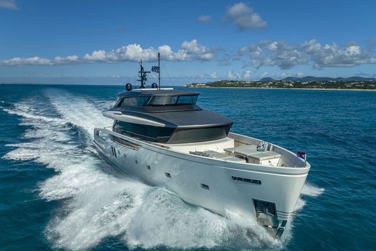 Charter Yacht ANOTHER ONE - San Lorenzo 34m - 4 Cabins - Nassau - Staniel Cay - Exumas