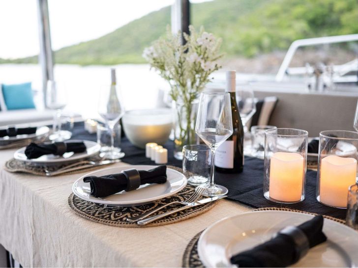 HYDROTHERAPY Bali 5.4 - Alfresco Dining Set Up HYDROTHERAPY Bali 5.4 - Alfresco Dining Set Up