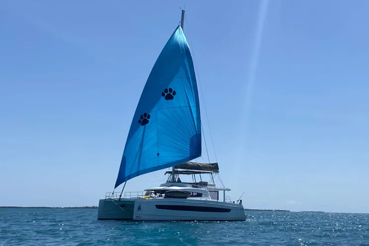 Charter Yacht NAUTI DOGS 5.4 - Bali 5.4 - 4 Cabins - Nassau - Exumas - Bahamas