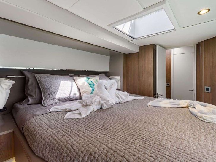 NAUTI DOGS 5.4 Bali 5.4 - VIP cabin 1 NAUTI DOGS 5.4 Bali 5.4 - VIP cabin 1