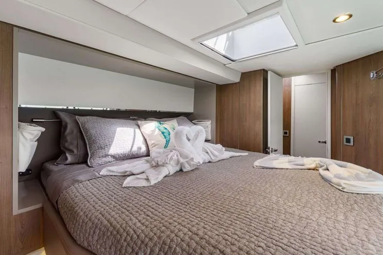 Charter Yacht NAUTI DOGS 5.4 - Bali 5.4 - 4 Cabins - Nassau - Exumas - Bahamas