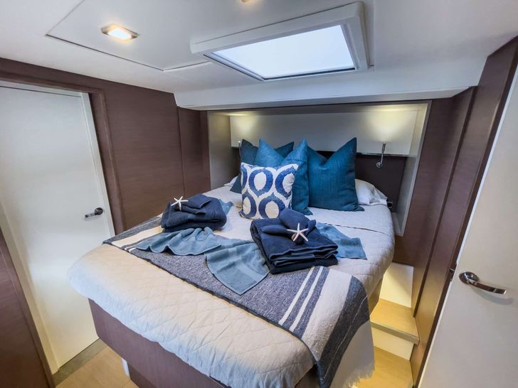 NAUTI DOGS 5.4 Bali 5.4 - VIP cabin 1 NAUTI DOGS 5.4 Bali 5.4 - VIP cabin 1