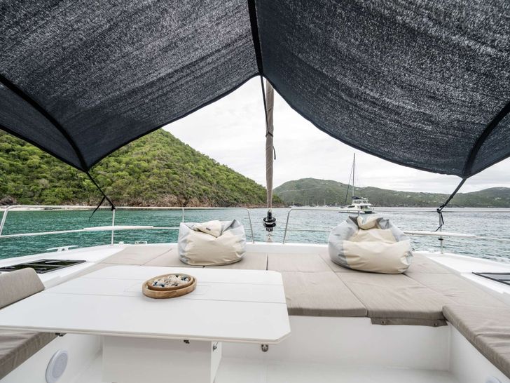 BLUE HORIZON - bow BLUE HORIZON - bow