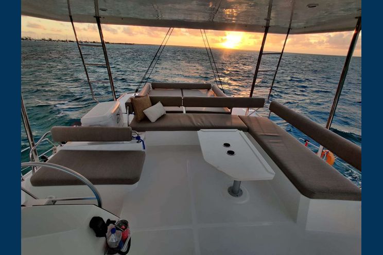 Charter Yacht BLUE HORIZON - Bali 4.8 - 3 Cabins - Tortola - Virgin Gorda - Anegada