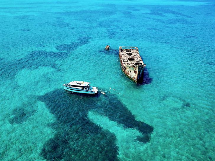 GO N HOT - Dutch Craft 56,aerial shot with a shipwreck GO N HOT - Dutch Craft 56,aerial shot with a shipwreck
