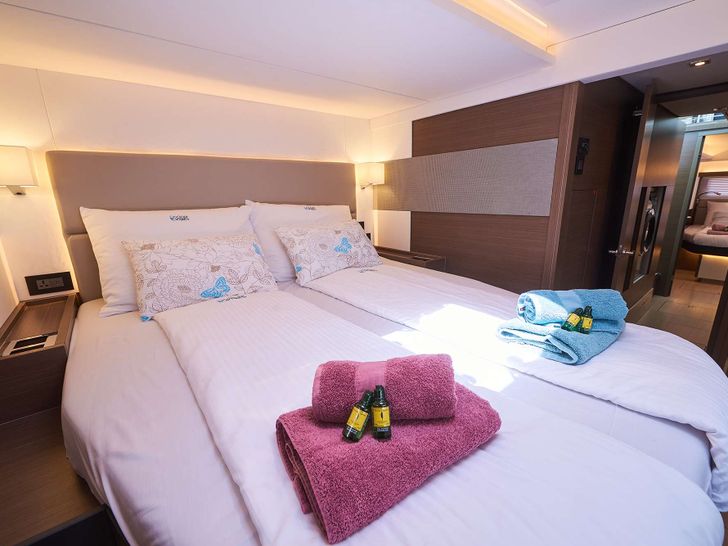 GOOD VIBES - Leopard 53,master cabin GOOD VIBES - Leopard 53,master cabin
