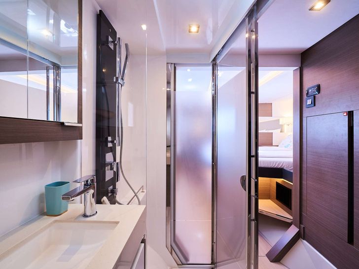 GOOD VIBES - Leopard 53,shower GOOD VIBES - Leopard 53,shower