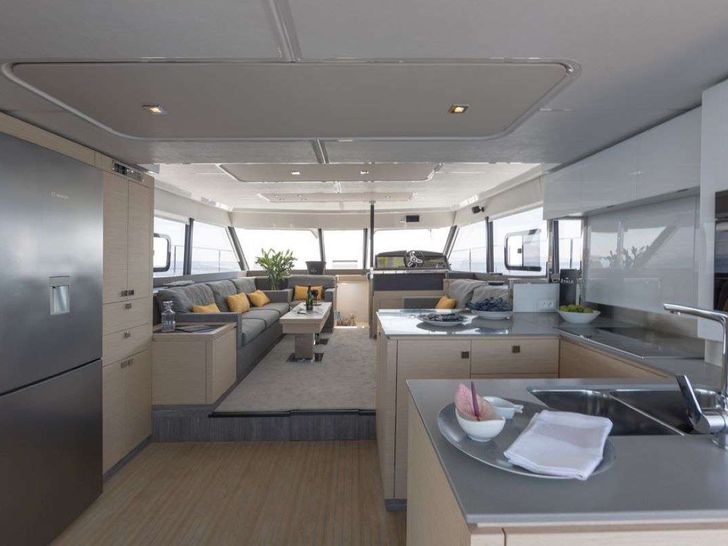 UMBRELLA VICTORIA - Fountaine Pajot 44 ft,galley and saloon panoramic shot UMBRELLA VICTORIA - Fountaine Pajot 44 ft,galley and saloon panoramic shot