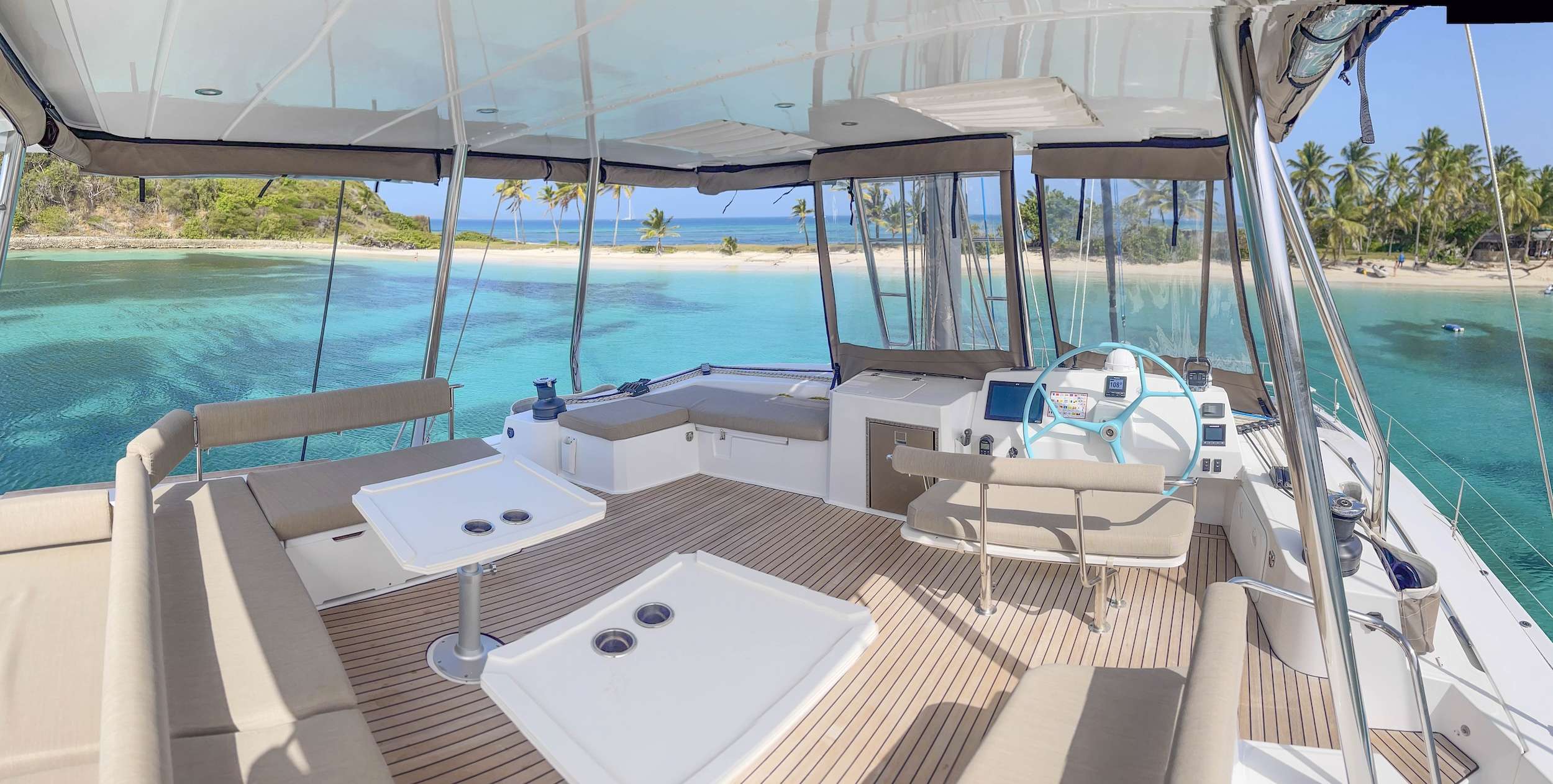 MIM OCEAN 1 Bali 5.4 - flybridge