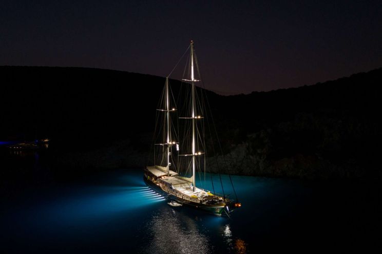 Charter Yacht LA BELLA VITA(ex CARPE DIEM IV)- Custom Gulet 47m - 6 Cabins - Marmaris - Bodrum - Gocek - Turkey