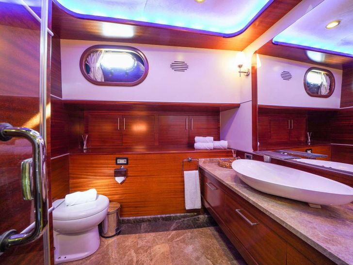 LA BELLA VITA Custom Gulet 47m - master cabin bathroom LA BELLA VITA Custom Gulet 47m - master cabin bathroom