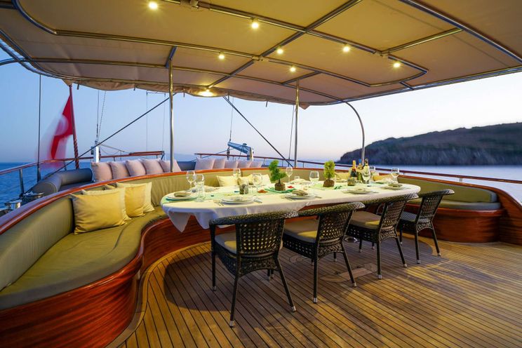 Charter Yacht LA BELLA VITA(ex CARPE DIEM IV)- Custom Gulet 47m - 6 Cabins - Marmaris - Bodrum - Gocek - Turkey