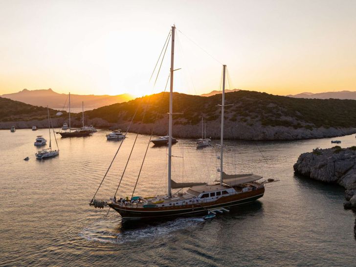 LA BELLA VITA Custom Gulet 47m - under the sunset LA BELLA VITA Custom Gulet 47m - under the sunset