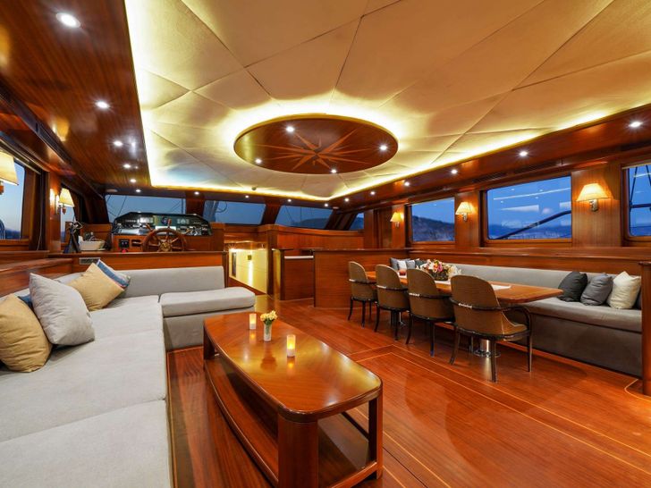 LA BELLA VITA Custom Gulet 47m - saloon LA BELLA VITA Custom Gulet 47m - saloon