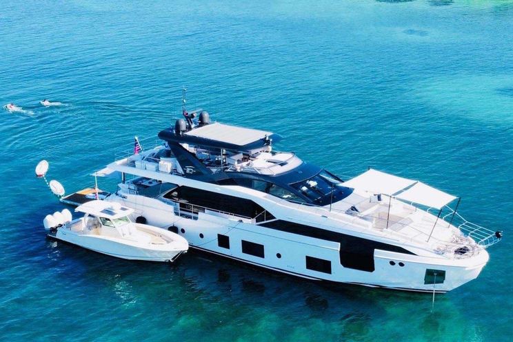 Charter Yacht SEA OWL - Azimut Grande 27m - 5 Cabins - Nassau - Exumas - Bahamas