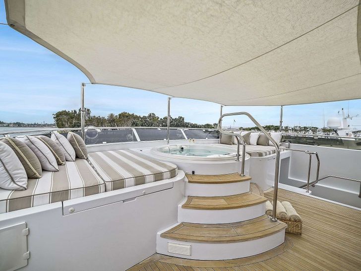 ARTEMIS Christensen 45m Crewed Motor Yacht Jacuzzi ARTEMIS Christensen 45m Crewed Motor Yacht Jacuzzi