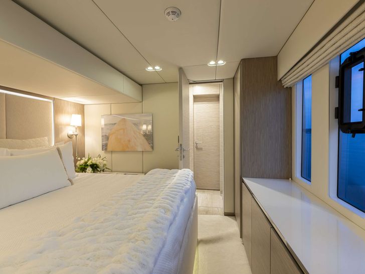 SOL Sunreef 80 ECO - VIP cabin 1 SOL Sunreef 80 ECO - VIP cabin 1
