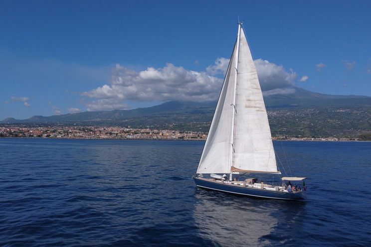 Charter Yacht FOLLIA - Custom Sailing Yacht 65 ft - 3 Cabins - Naples - Capri - Positano - Sicily