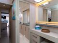RUBY ONE Leopard 58 - cabin bathroom RUBY ONE Leopard 58 - cabin bathroom