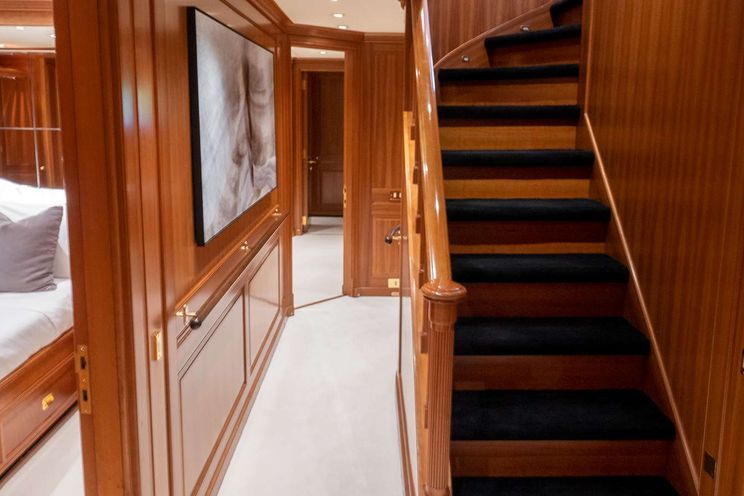 Charter Yacht ALMYRA II - Perini Navi 164 - 5 Cabins - Sicily - Naples - French Riviera - Corsica - Sardinia - Greece - Croatia - Caribbean