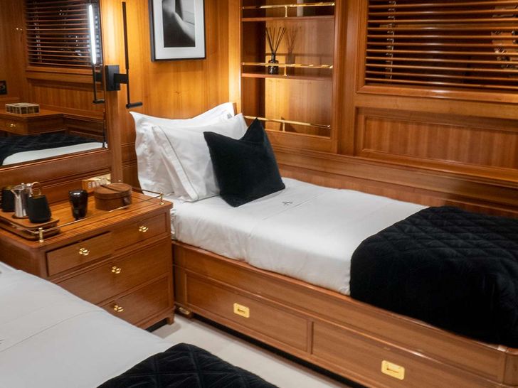 ALMYRA II - Perini Navi 164,twin cabin