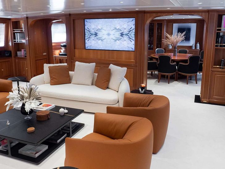 ALMYRA II - Perini Navi 164,main saloon ALMYRA II - Perini Navi 164,main saloon