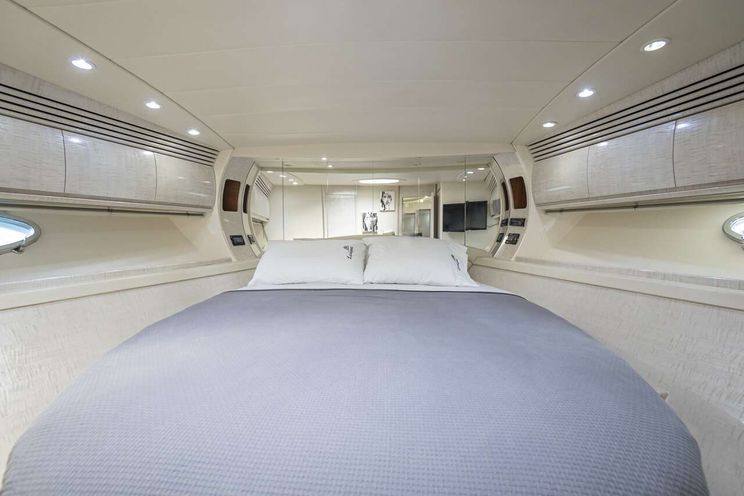 Charter Yacht LAKOUPETI - Pershing 16 m - 2 Cabins - Athens - Greece