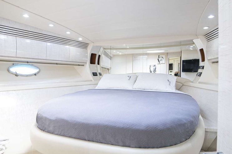 Charter Yacht LAKOUPETI - Pershing 16 m - 2 Cabins - Athens - Greece