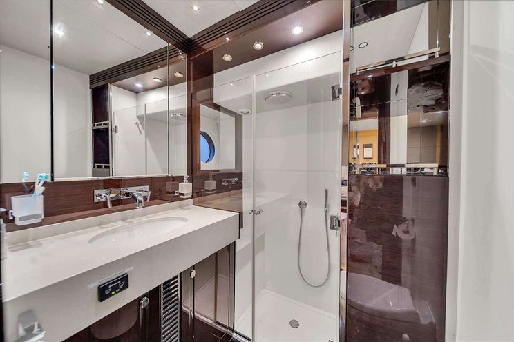 Charter Yacht GEM - Sunseeker 68 - 3 Cabins - Miami - Florida - Southeast USA - Bahamas