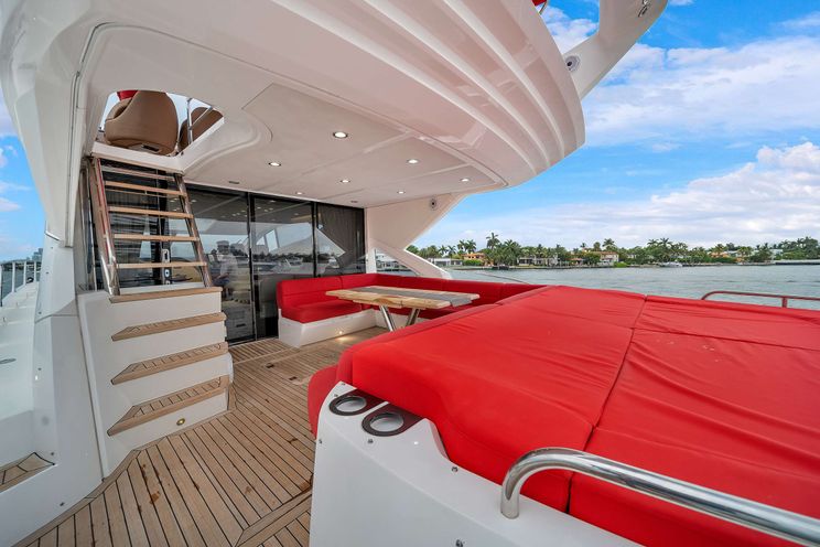 Charter Yacht GEM - Sunseeker 68 - 3 Cabins - Miami - Florida - Southeast USA - Bahamas
