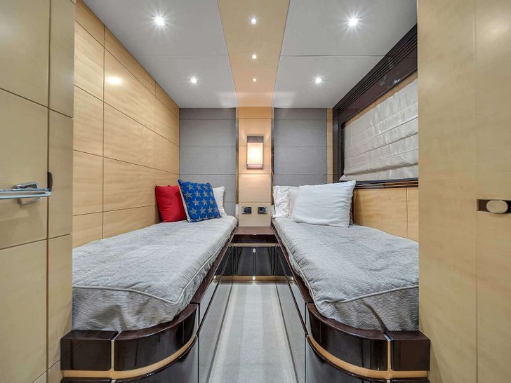 GEM - Sunseeker 68,twin cabin GEM - Sunseeker 68,twin cabin