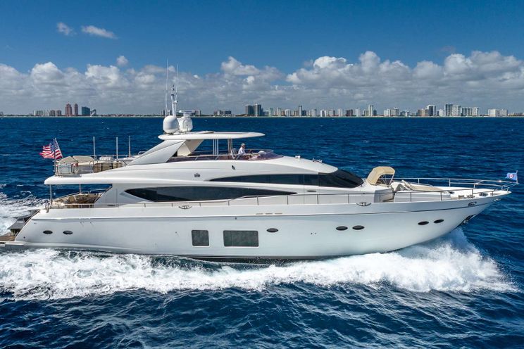 Charter Yacht NO CURFEW - Princess 85 - 4 Cabins - Nassau - Exumas - Bahamas