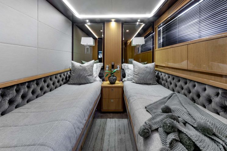 Charter Yacht NO CURFEW - Princess 85 - 4 Cabins - Nassau - Exumas - Bahamas