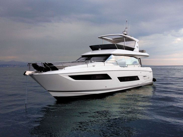 ROMY ONE Prestige 680 - profile ROMY ONE Prestige 680 - profile