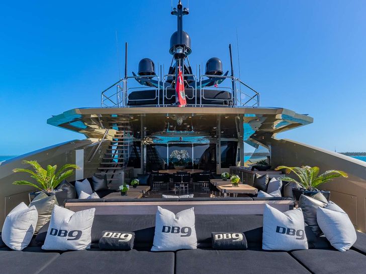 DB9 - Aft Deck DB9 - Aft Deck